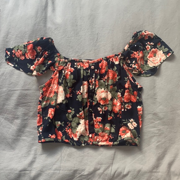 Floral abercrombie and fitch, crop top, size small - Picture 1 of 3